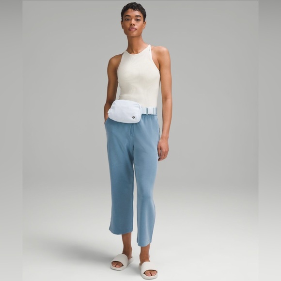 POWDER BLUE Lululemon Everyday belt bag UNISEX - Picture 2 of 2